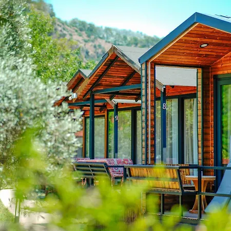 Marimare Beach&bungalow Hotel *